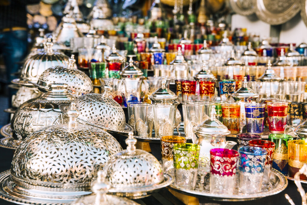 Shopping in Morocco Ultimate Guide : Discover Souks and Treasures